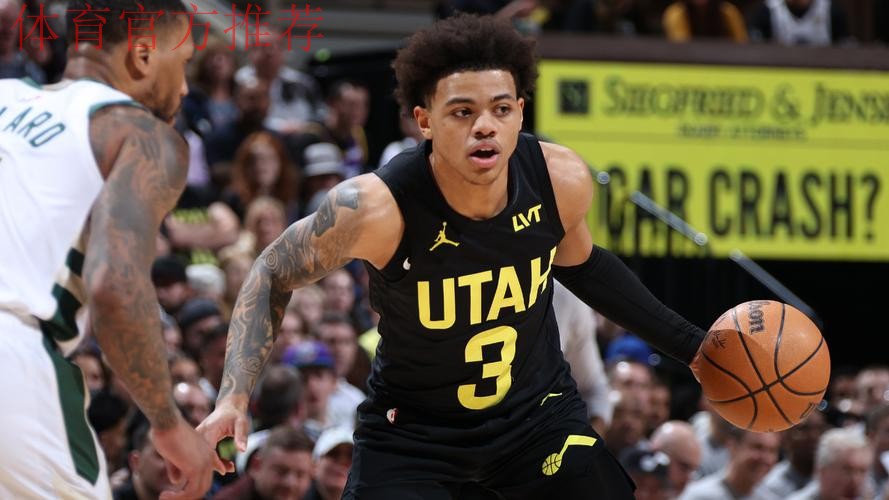 基扬特-乔治突破顶着防守打进，上半场12中8已经砍下27分